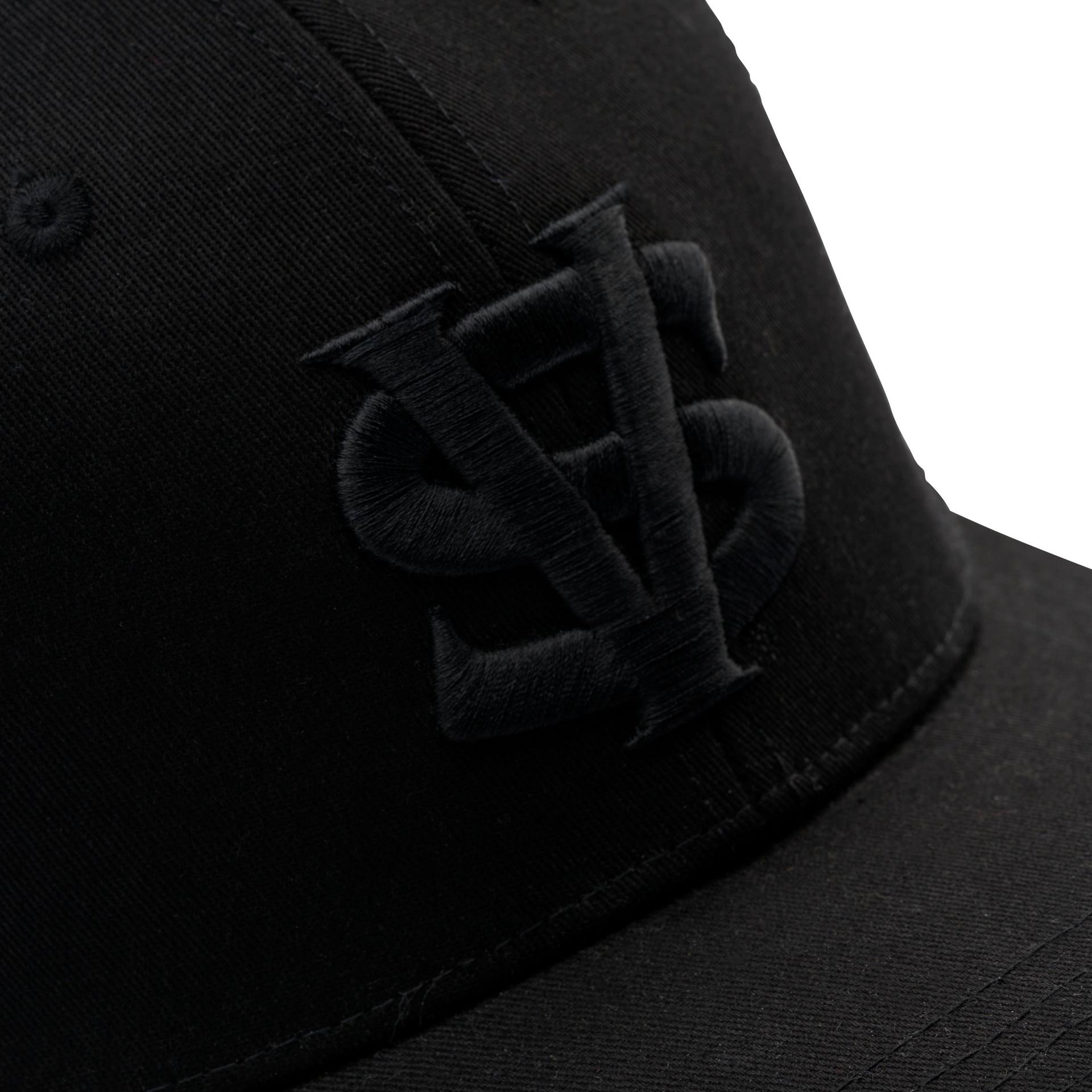 Black Trucker Hat| VAN STAAL® 